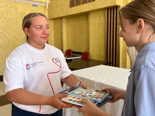 Нижегородские волонтёры собирают школьные принадлежности для детей, эвакуированных с территории Донбасса   