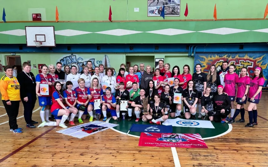 Кулебакские «футбольные мамочки» - бронзовые призеры турнира «Футбольная весна 2024»