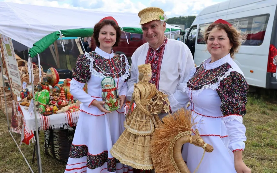 От родниковой воды до живых переливов: как Кулебаки украсили "День поля"