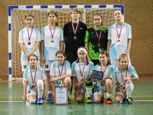 В Радужном состоялся Кубок Ассоциации мини-футбола "Золотое кольцо" среди девочек