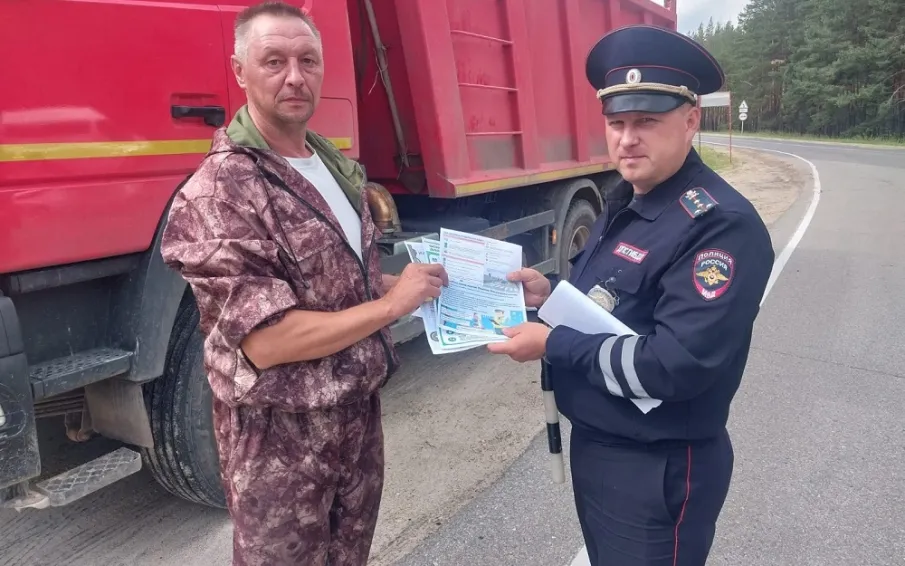 В Кулебаках прошла профилактическая акция по соблюдению правил дорожного движения «С СИМ-безопасно колесим»