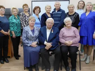 Выездное заседание президиума Совета ветеранов состоялось в библиотеке