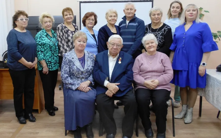 Выездное заседание президиума Совета ветеранов состоялось в библиотеке