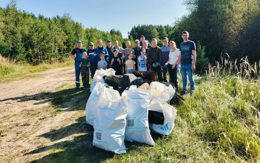 В рамках ежегодной экологической акции «Вода России» проведена уборка территории пруда «Ульяновский»