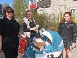 Сотрудники городской детской библиотеки №2 провели профилактическую акцию "Осторожно: открытое окно и дети!"