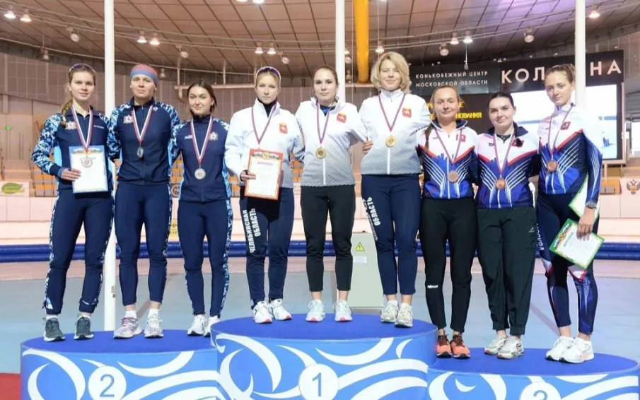Олеся Фролова успешно выступила на  Кубке России по конькобежному спорту
