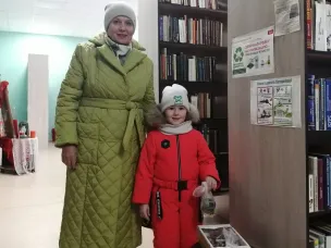В городской библиотеке №4 продолжает свою работу пункт по сбору батареек