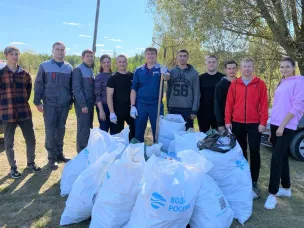 В рамках экологической акции «Чистый берег» проведена уборка территории карьер на ул. Маяковского