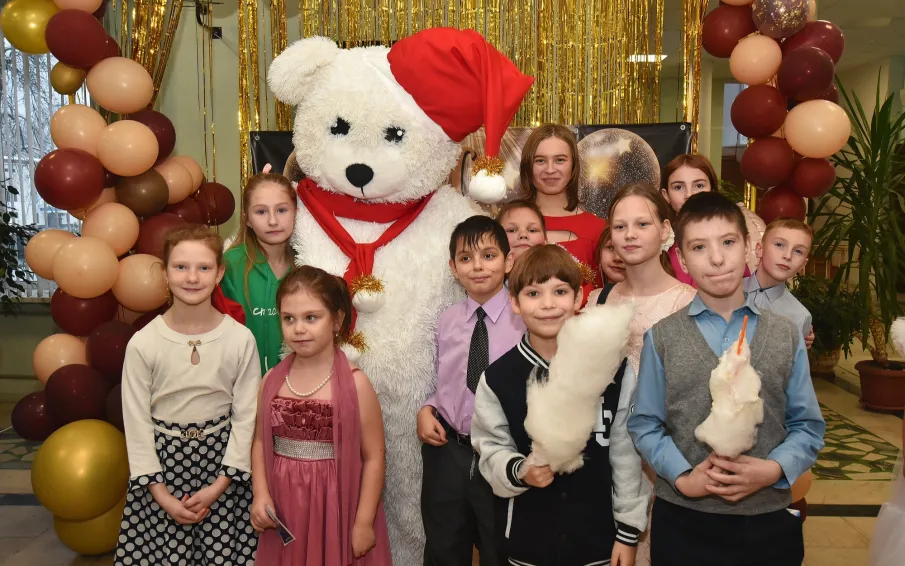 По инициативе Александра Мусина на базе Дворца культуры им. Дубровских прошла Благотворительная елка