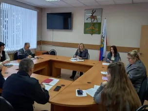 В администрации округа состоялось очередное заседание антинаркотической комиссии