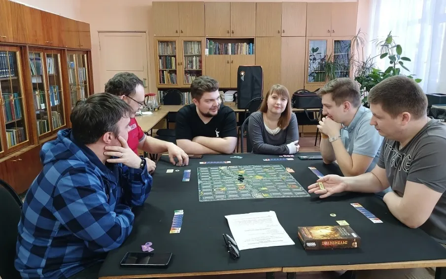 Настольные игры набирают все большую популярность среди молодежи