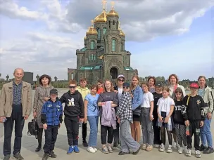 Ветераны спорта вместе с юными спортсменами из Кулебакского отряда Национальной организации витязей "Страстотерпец святой царь Николай II" совершили увлекательную поездку