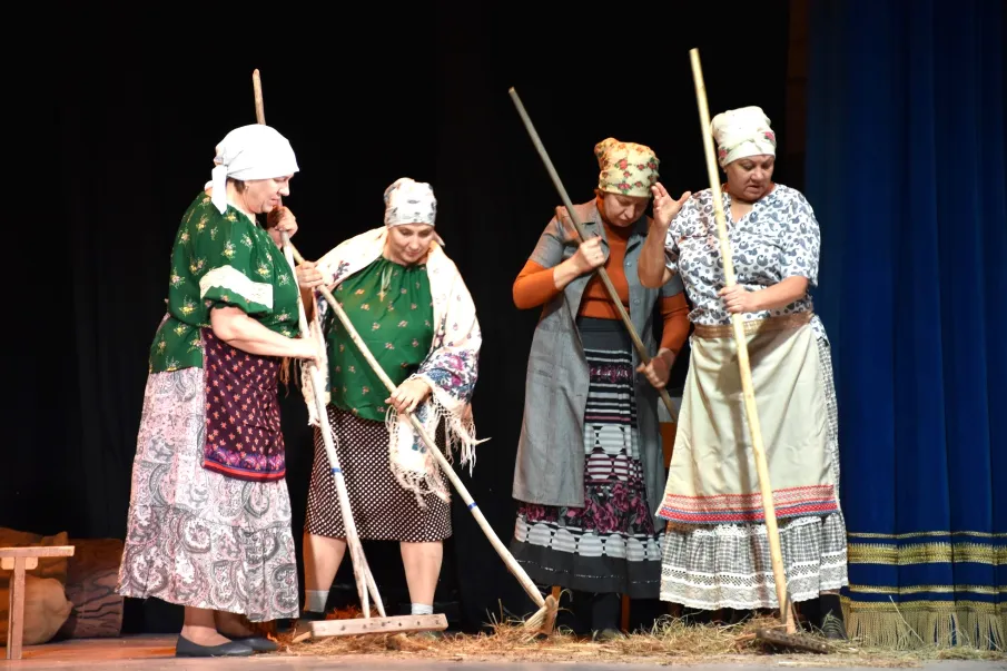 Театральный коллектив «Визит» Дома культуры с. Мурзицы принял участие в Театральном фестивале «Идём в театр»