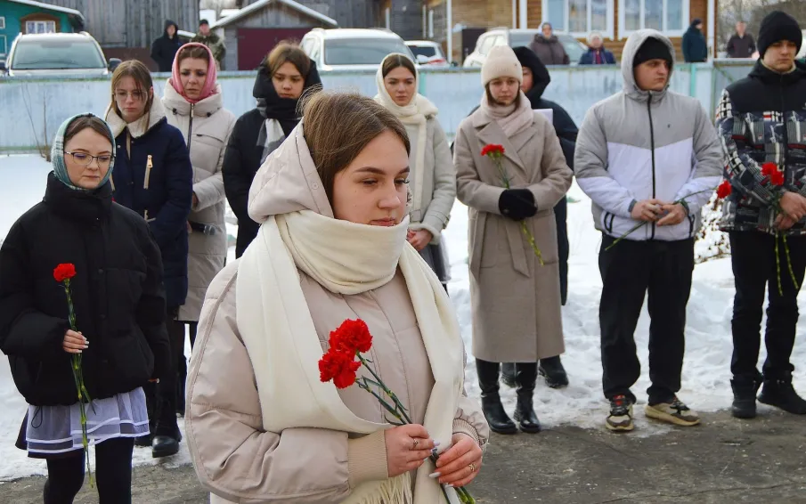В память о выпускнике открыта мемориальная доска в с. Теплово