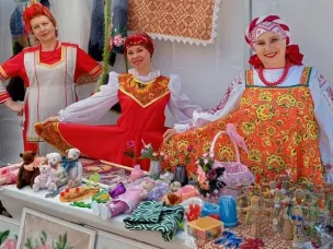 Мастерицы Дома культуры с. Мурзицы   стали участниками фестиваля «Национальных культур»