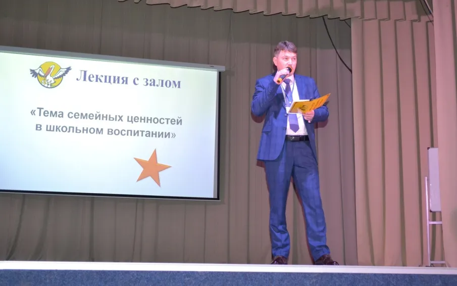 Учитель из Кулебак вошел в пятерку лучших преподавателей первого тура регионального этапа Всероссийского конкурса «Учитель года России»