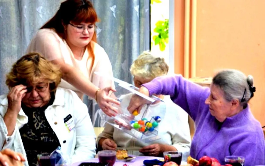 Библиотекари организовали развлекательный вечер «Праздник мудрых и достойных»